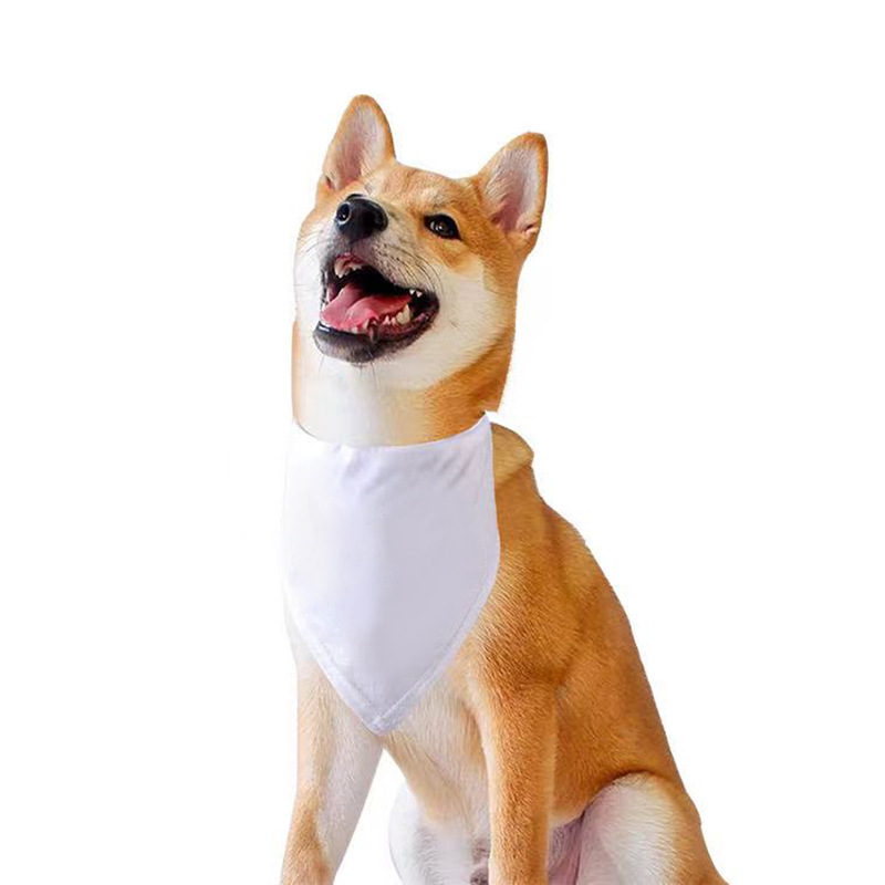 Bandana Blank White - 100枚入り昇華ブランクドッグバンダナ、無地ホワイトDIYペットバンダナ、三角スカーフ、ポリエステル製ペット用、DIY熱転写用